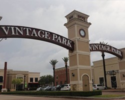 Entry arches of Vintage Park
