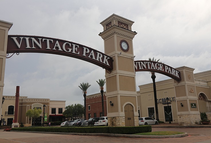 vintage park community entrance