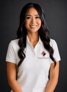 Dental hygienist Linh